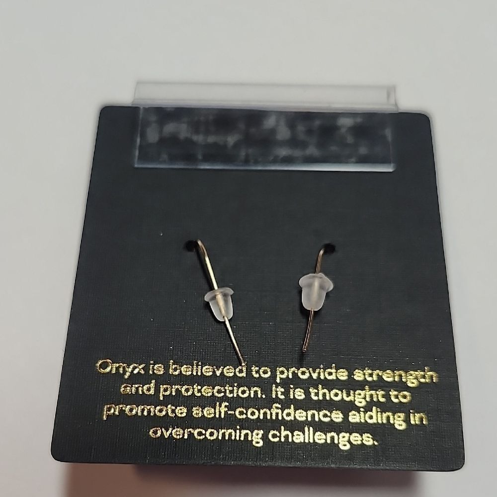14K Gold Onyx Earrings - Picture 3 of 3
